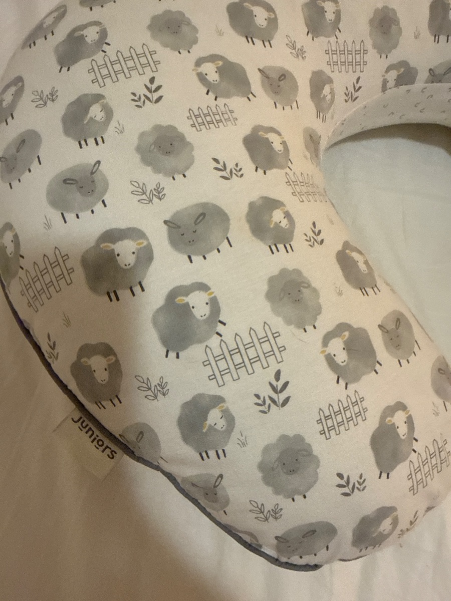 Juniors Breastfeeding pillow photo 3