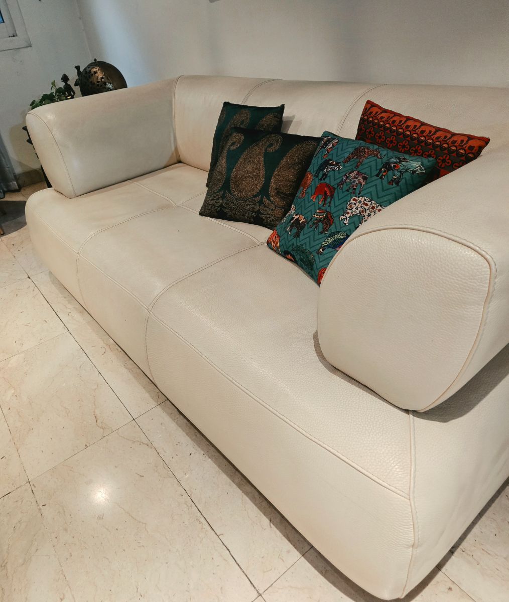 Premium Genuine Leather Sofa Set (3+2 Seater) – Elegant White, Excellent Condition