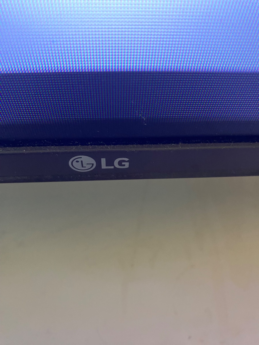 55 inch LG55LV340C television photo 3