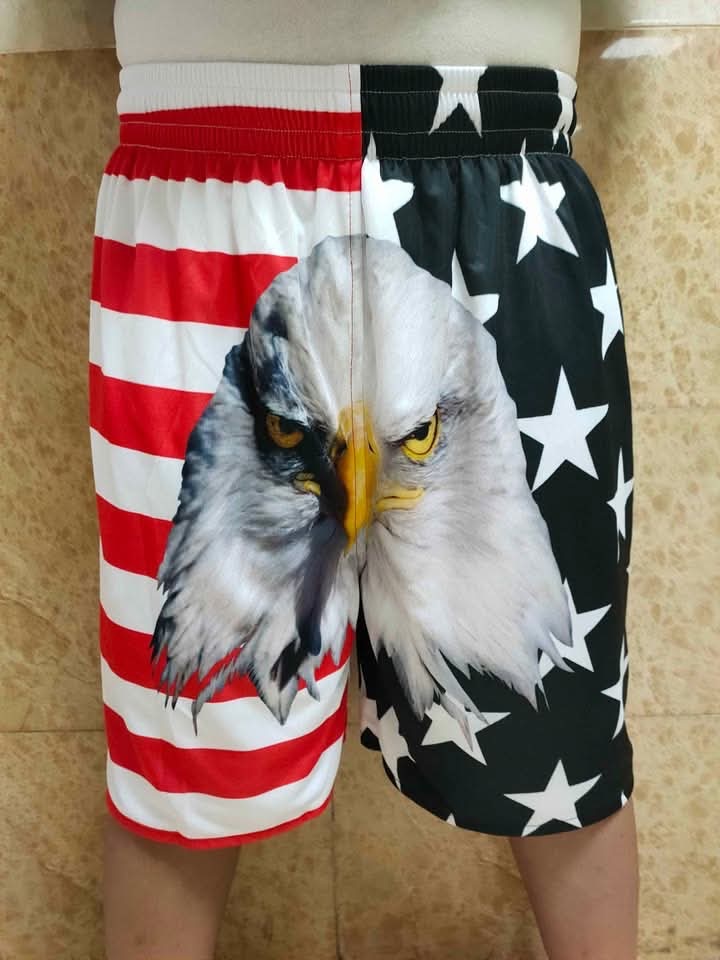 Fashionable walking short