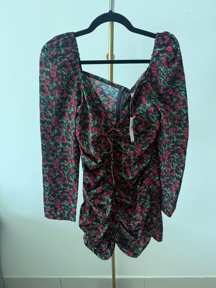 Styli Floral Dress – BNWT – Size 10/12/M/L photo 2