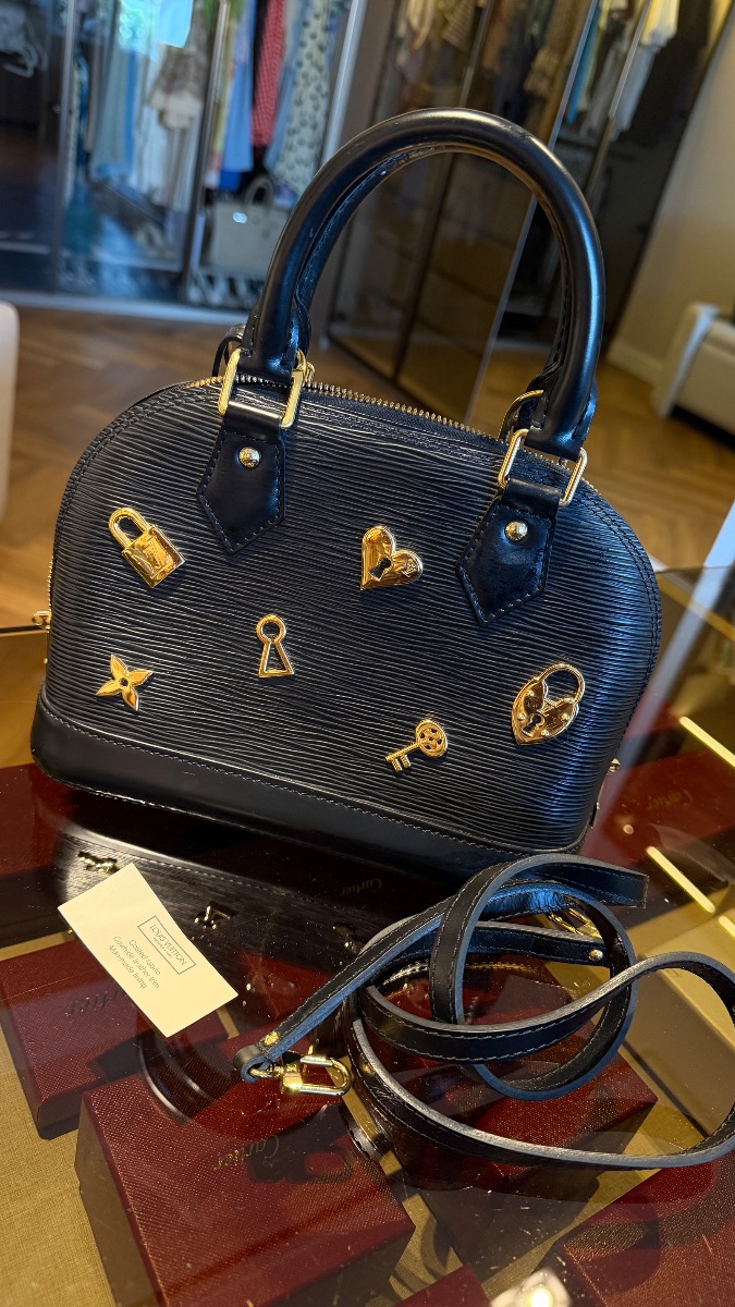 Louis Vuitton love edition Alma bb