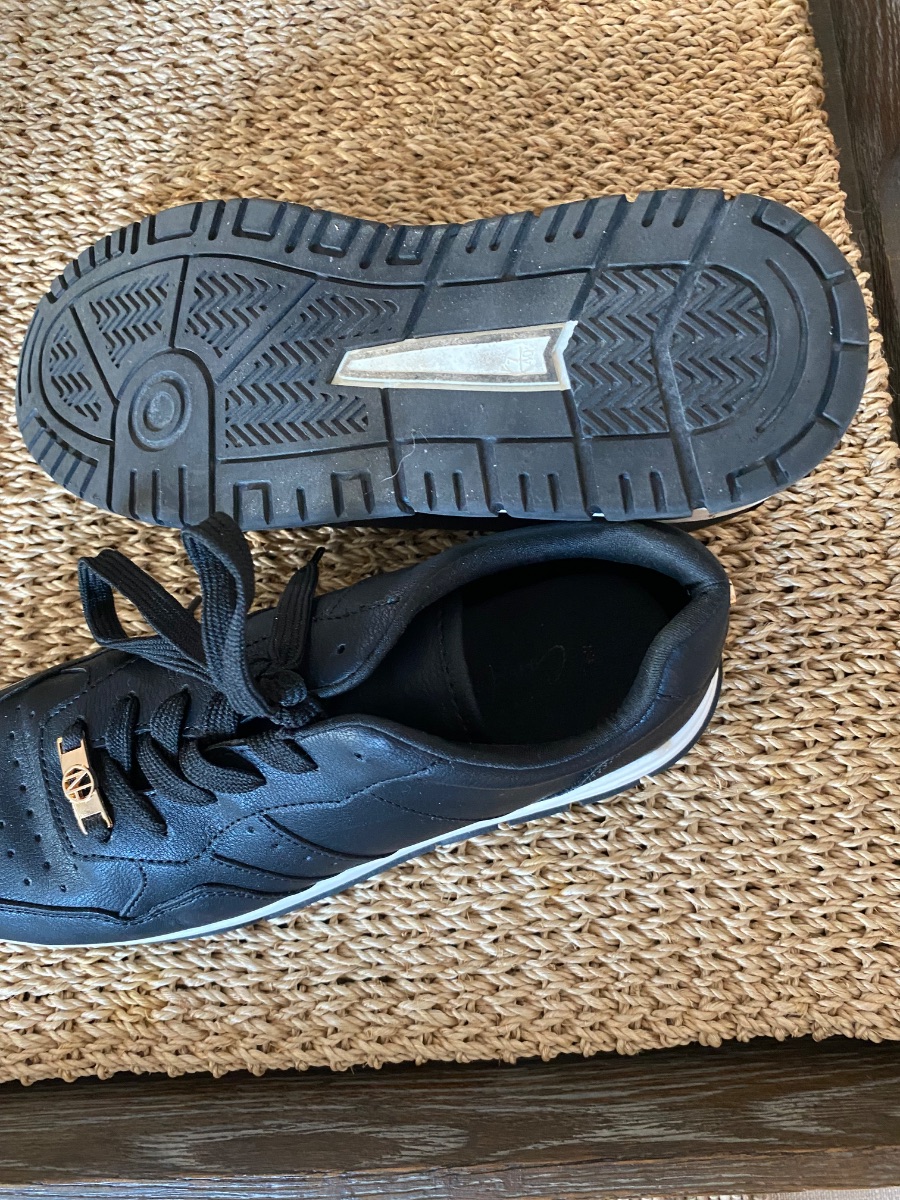 Unsure Leather sneaker photo 3