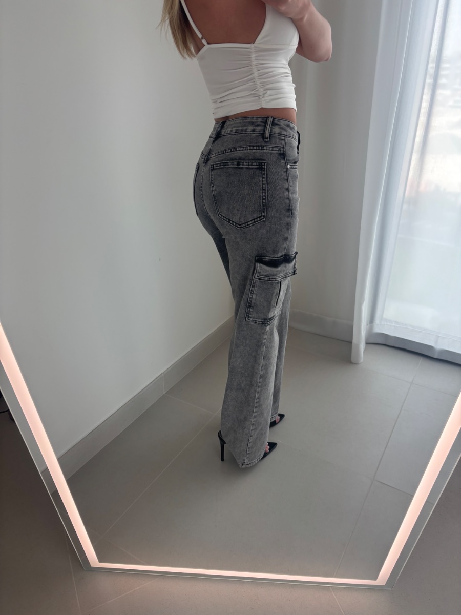 Redial Jeans