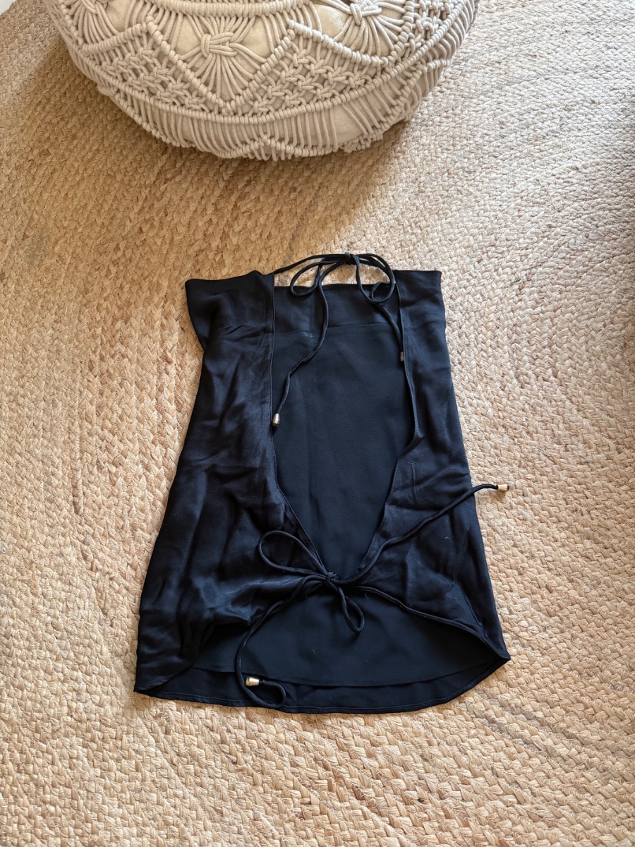 Australian Brand Black satin Backless top one size ( Australian designer
