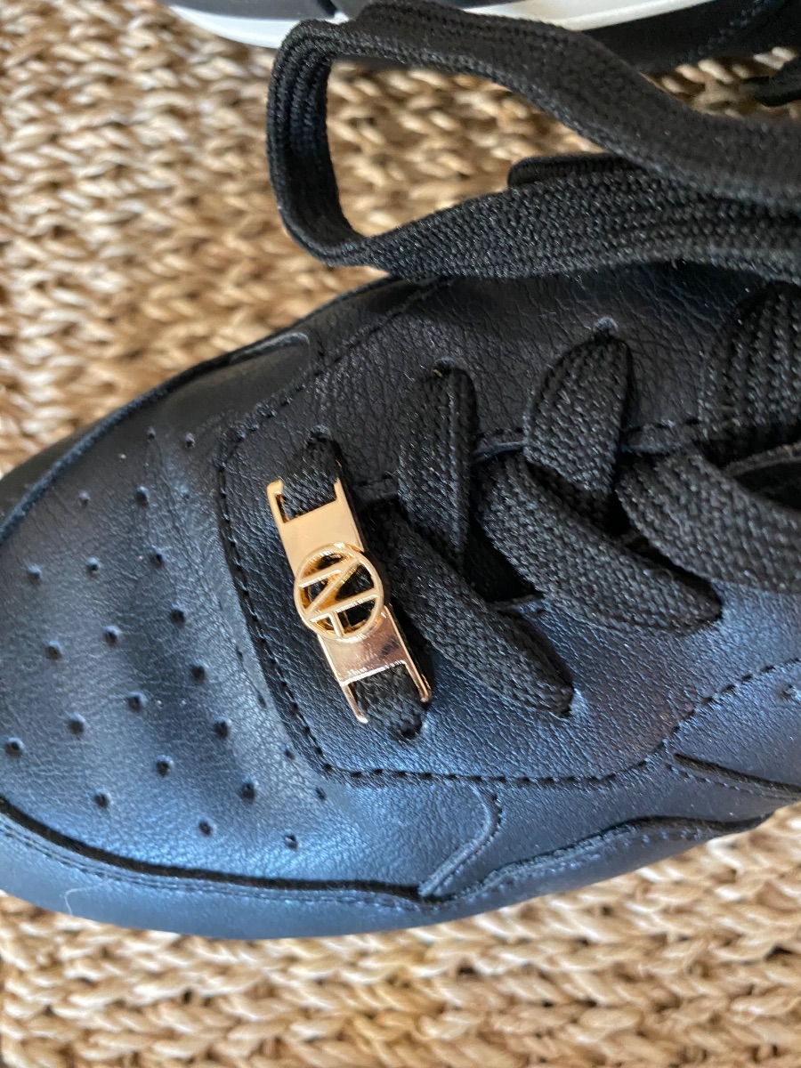 Unsure Leather sneaker photo 2
