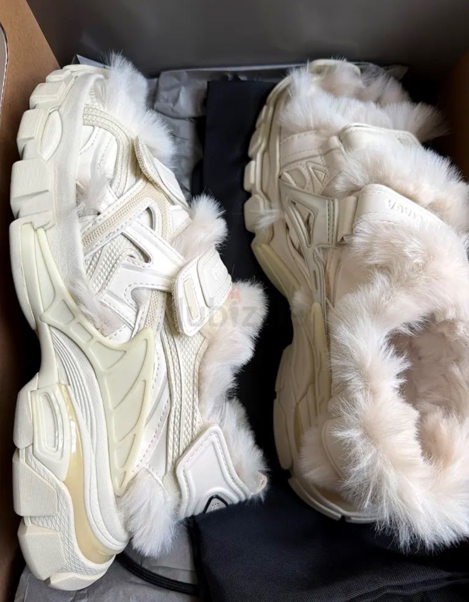 Balenciaga Fur-trim sandals photo 2