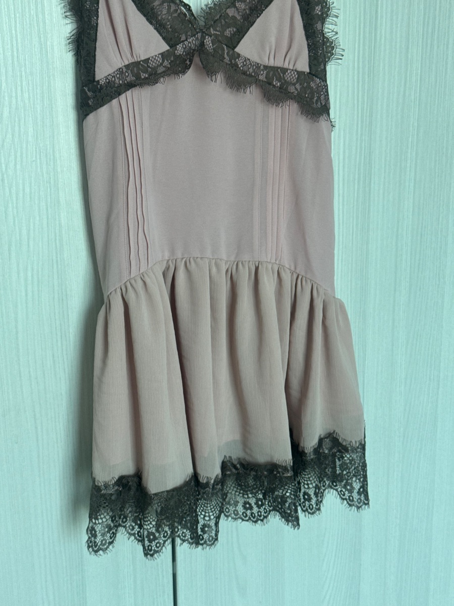 Pink & Grey Lace Dress photo 3