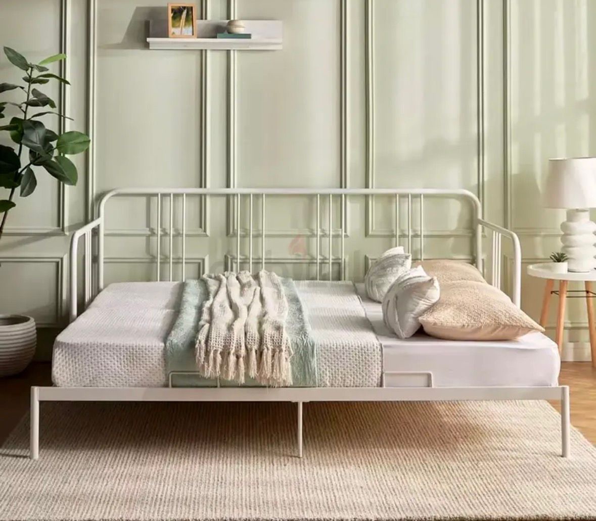 Home Centre Extendable Bed with Mattress photo 2