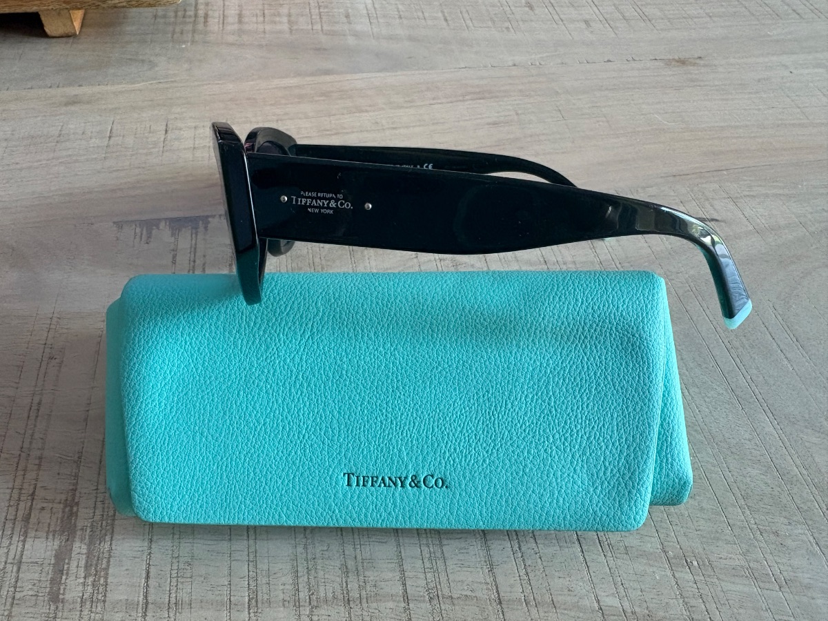 Tiffany & Co. Sunglasses photo 2