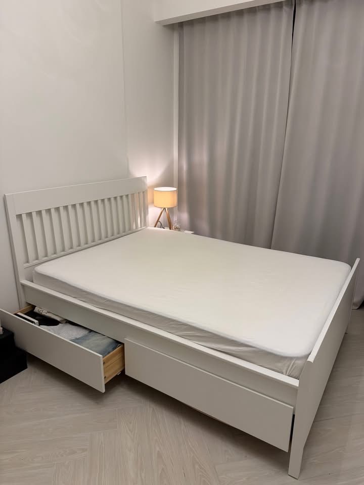 IKEA Bed 150x200cm photo 2