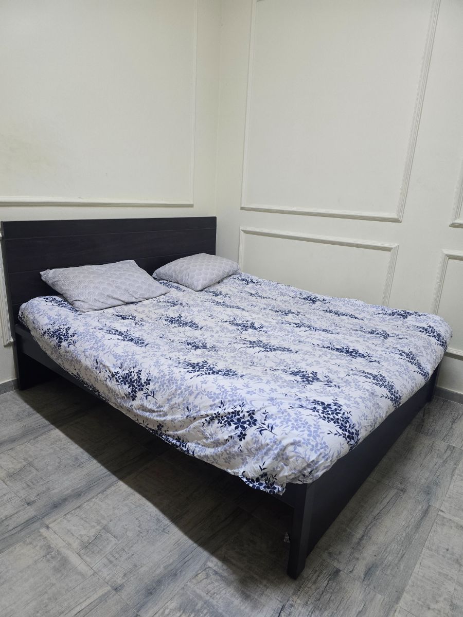 Custom Made Massive King Sized Bed photo 2