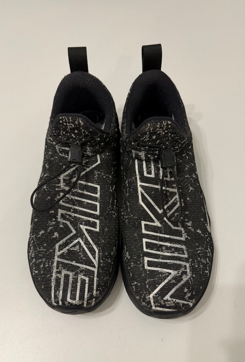 Nike React Metcon in Black/white - Size UK 7/Euro 41