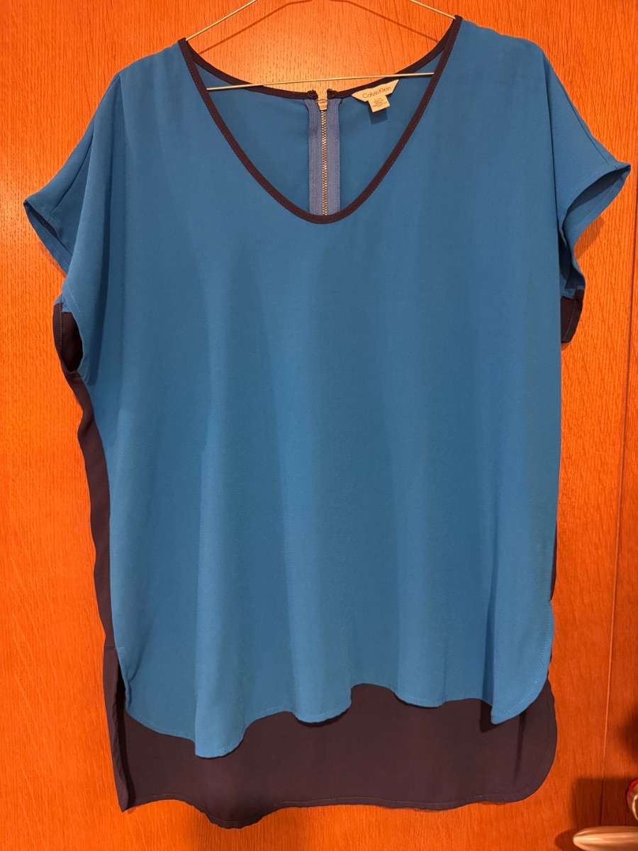 Calvin Klein Blue and Navy Top photo 2