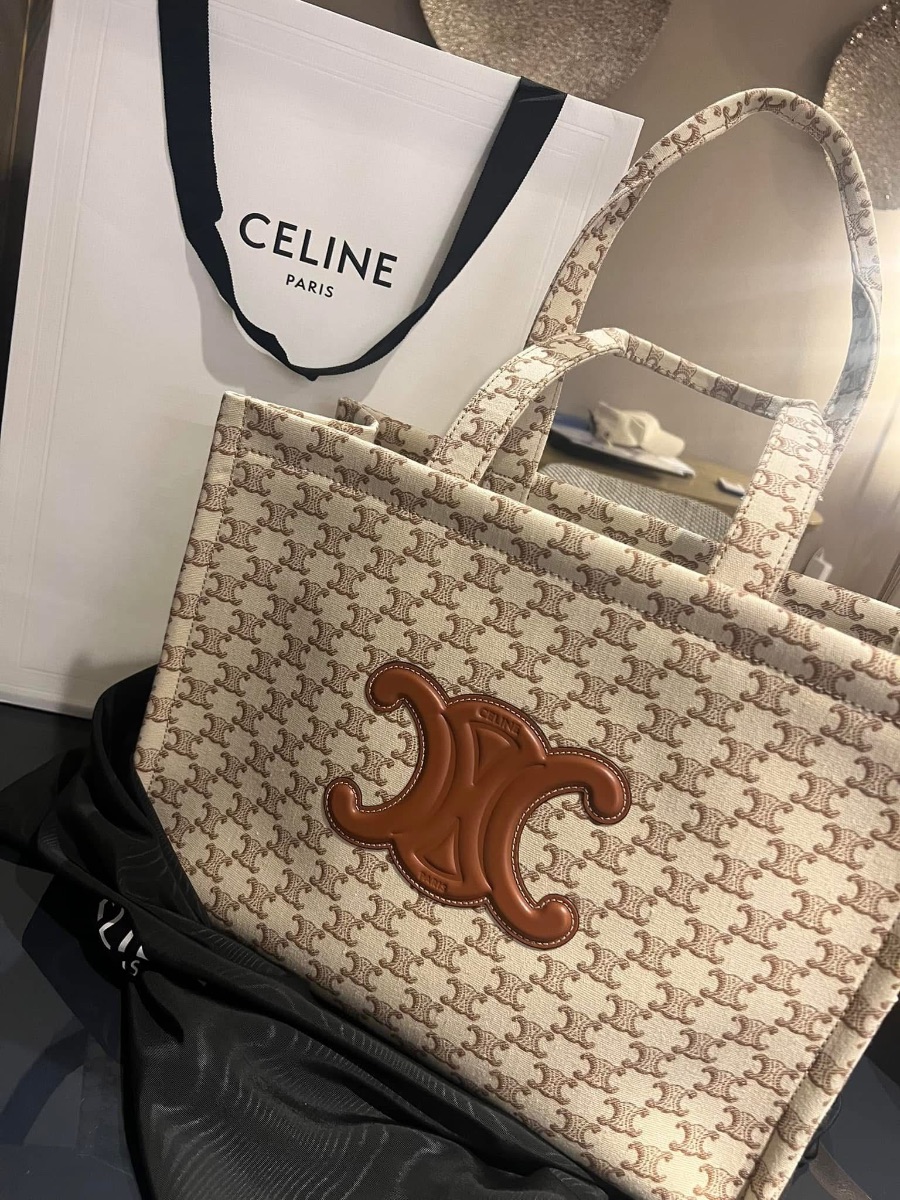 Celine DISCOUNTED - NEW - Céline Canvas Bag