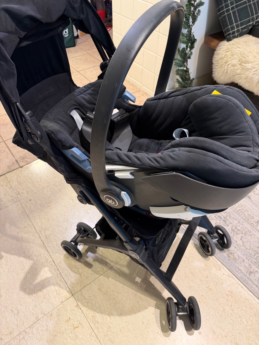 Stroller + car seat photo 3