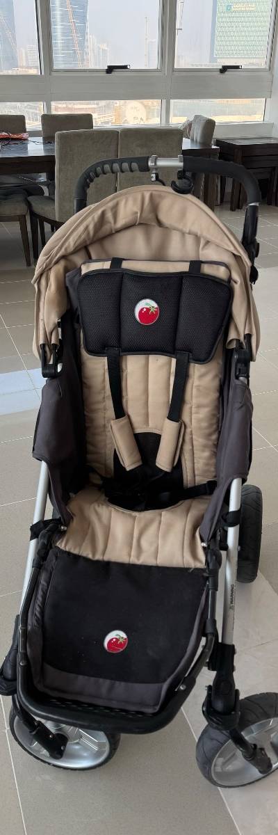 Special Tomato stroller